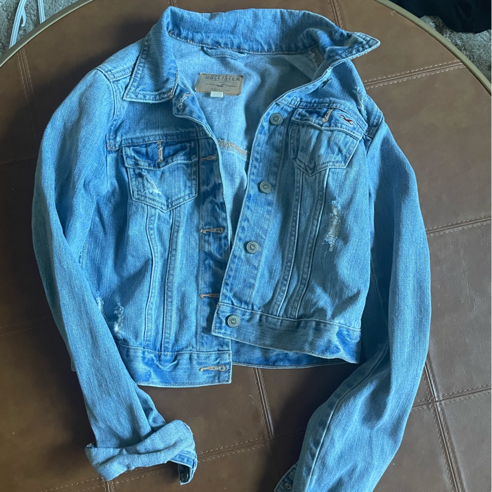 Hollister women’s medium jean jacket